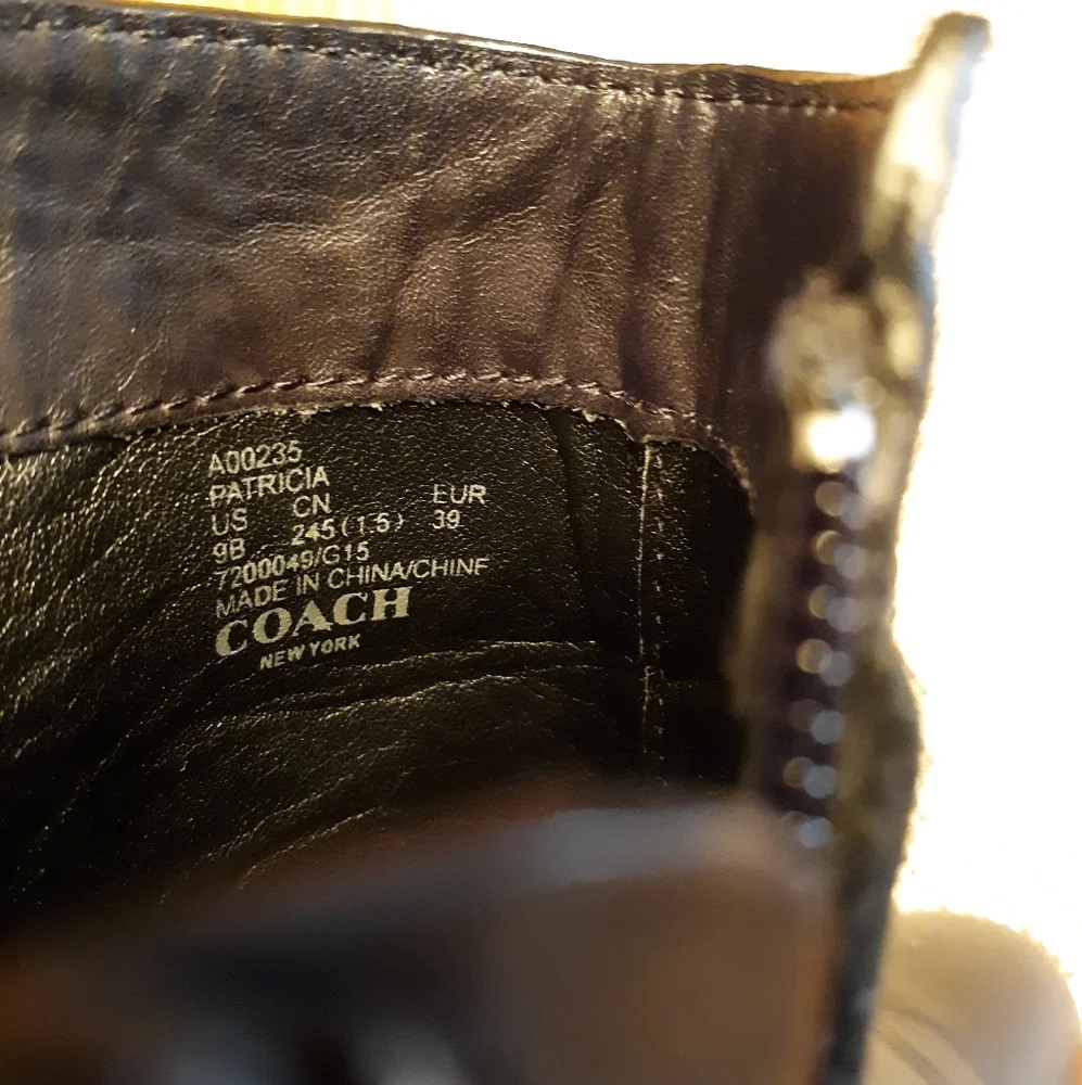 EUC Coach Patricia Leather Blk Booties 9M - Picture 8 of 16